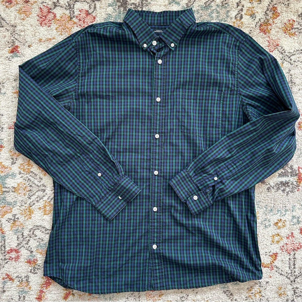 Men’s GAP button down size XL